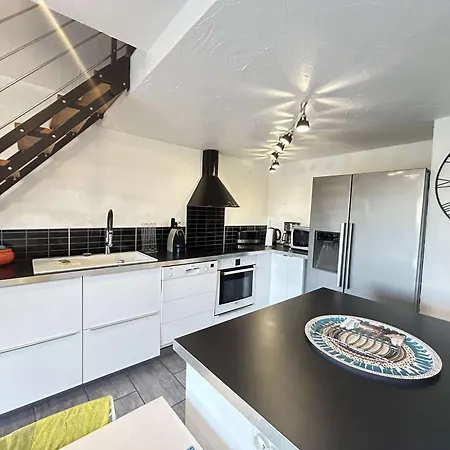 Holiday home Mediterraneenne 5 Pieces, 8 Pers, Terrasse, Jardin, Parking - Fr-1-226-559 *