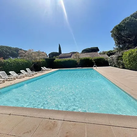 Mediterraneenne 5 Pieces, 8 Pers, Terrasse, Jardin, Parking - Fr-1-226-559 בית נופש סן-מקסים